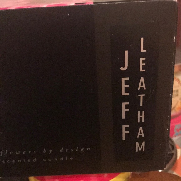 Jeff leatham candle - Picture 2 of 3